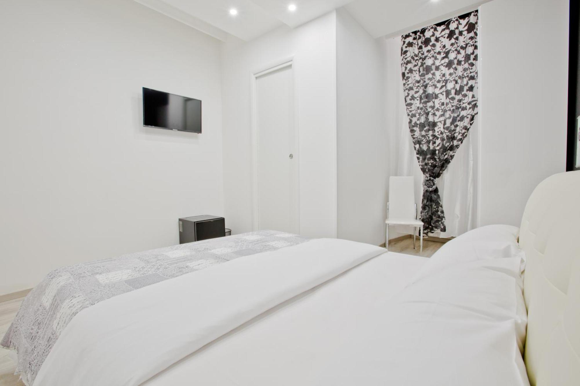 New Rome House 2 — Photos 1